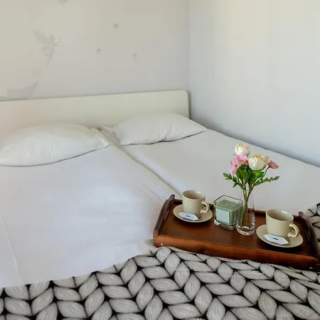 With Balcony And Parking By Renters Krakow